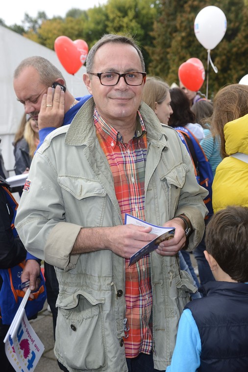 Szkło Kontaktowe Tomasz Sianecki W żałobie Na Wizji Pożegnał Tatę