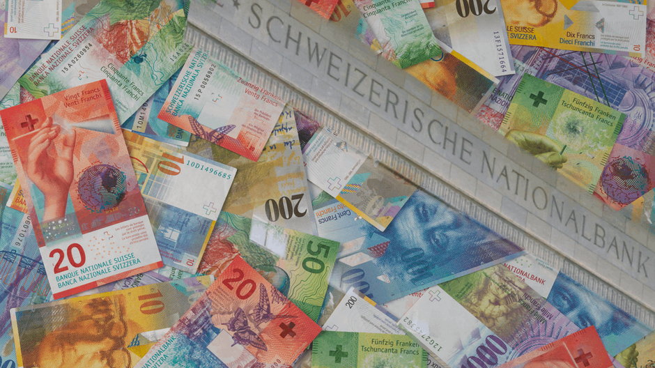 Możliwe, że SNB porzucił swój cel, jakim jest kurs franka powyżej 1,20 wobec euro – uważa Santa Zvaigzne-Sproģe, CFA, kierownik działu doradztwa inwestycyjnego Conotoxii Ltd.