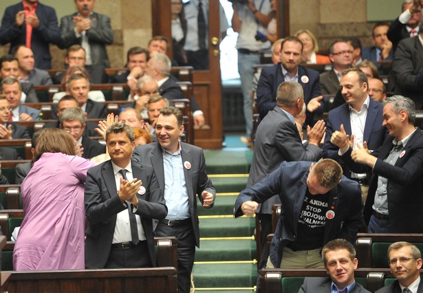 Banki sprawdzają pożyczkobiorców. Posłowie nie wypadają najlepiej