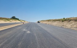 Trwa budowa kluczowej trasy S52 na północ od Krakowa. W tunelu w Dziekanowicach nie będzie... asfaltu