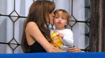 Angelina Jolie z córką Vivienne Marcheline (20 mies.) w Wenecji
