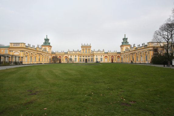 Przedpole Muzeum Pałacu w Wilanowie, 2012 r.