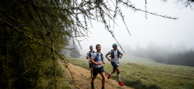 Od 100 km o świcie do rodzinnego biegu w blasku księżyca. Drugi dzień Festiwalu Biegowego w Piwnicznej pełen emocji