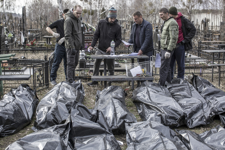 Identyfikacja ofiar rosyjskiej zbrodni w Buczy