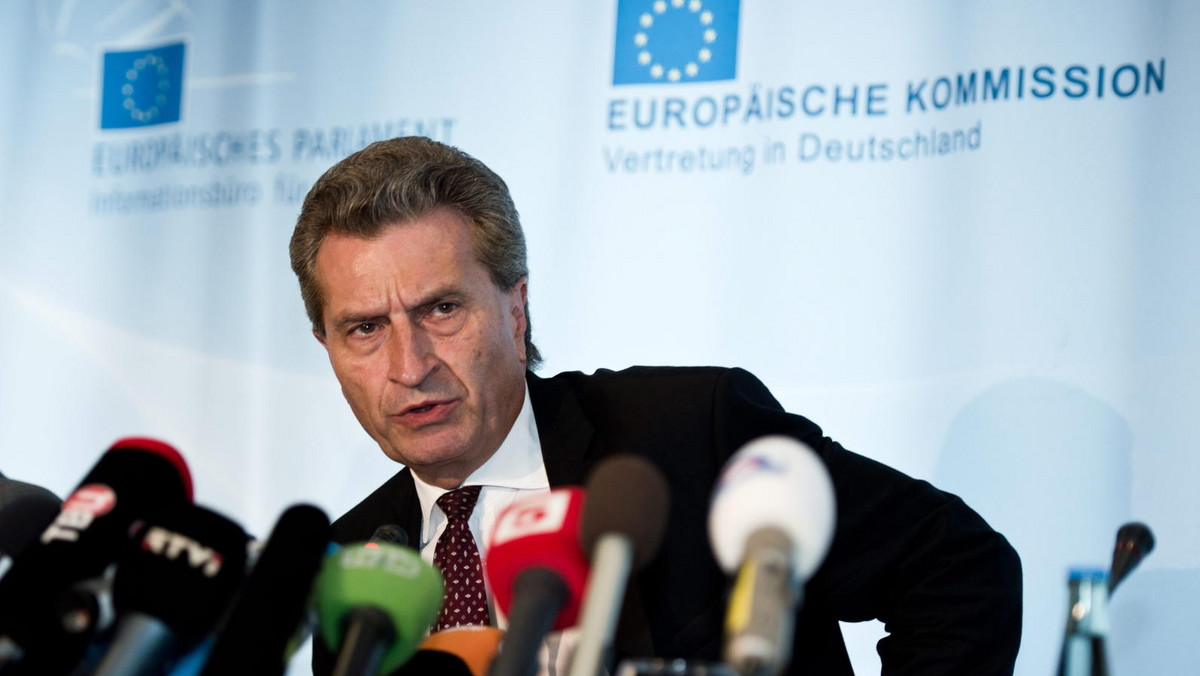Komisarz UE do spraw energii Guenther Oettinger powiedział w poniedziałek w Berlinie, że istnieje szansa na osiągnięcie porozumienia w sporze gazowym Rosji z Ukrainą do 1 czerwca. Unijną propozycję muszą jednak zatwierdzić władze obu krajów.