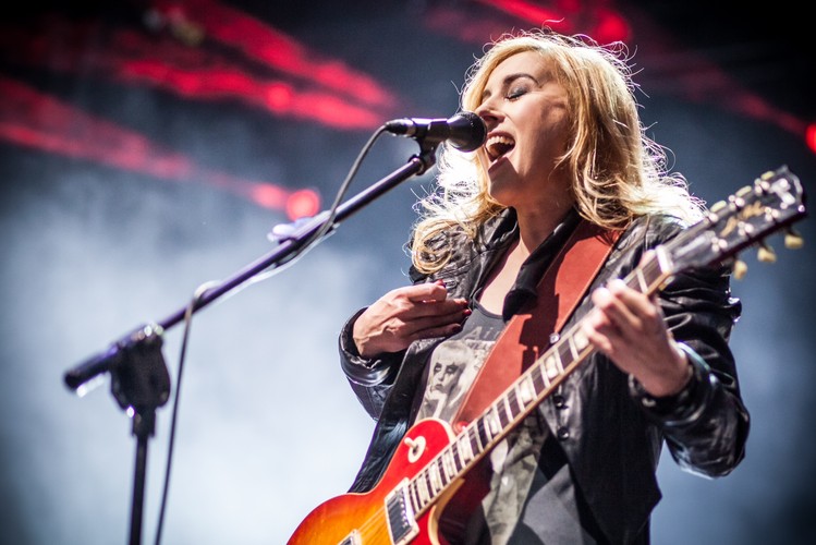 9. 'Rozbitkowie' – Edyta Bartosiewicz