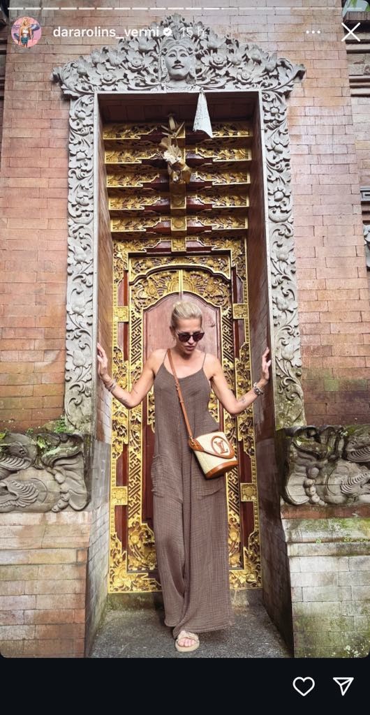 Speváčka Dara Rolins počas dovolenky na Bali. 