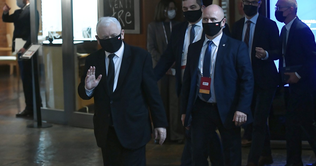 PiS-Allianz und Putins 5. Kolumne in Europa [ANALIZA]