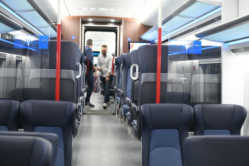 Premijerni prikaz elektromotornog voza iz Kine za brzu prugu Beograd - Budimpešta