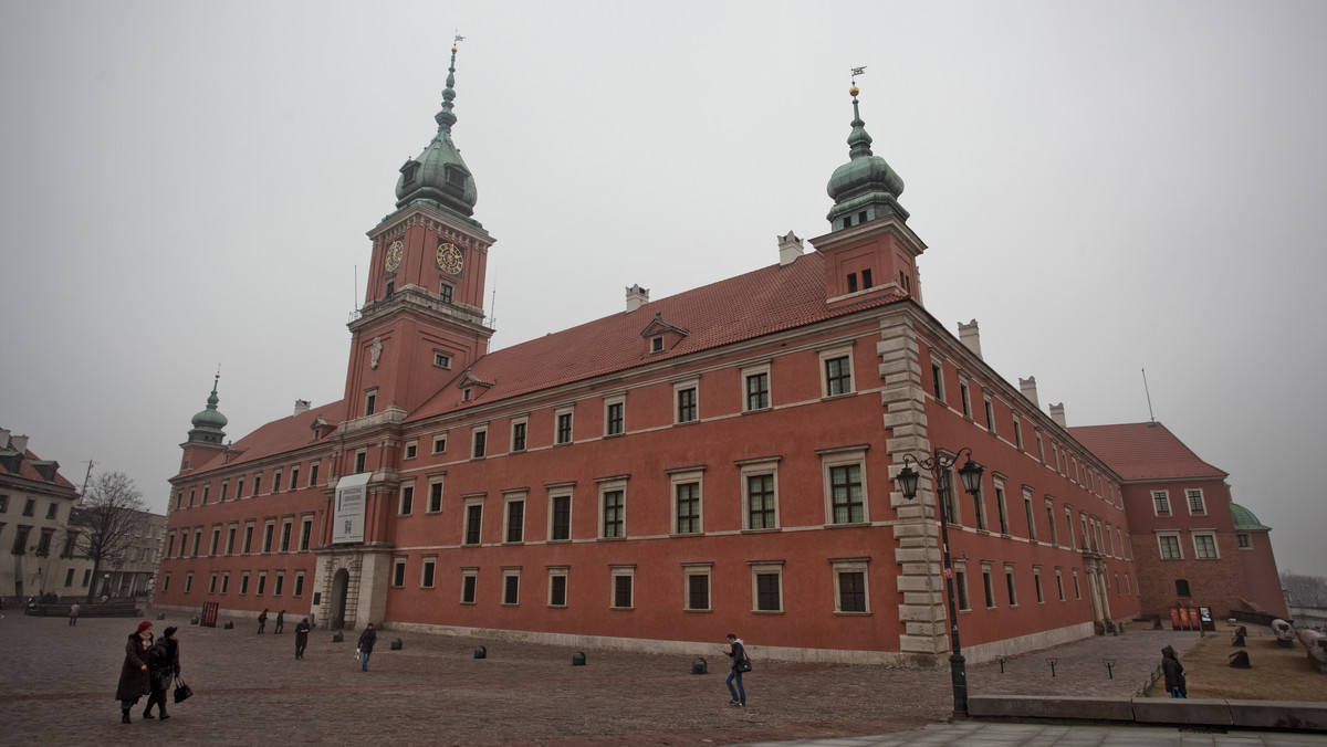 Przyjęciem Rekomendacji Warszawskiej - wyznaczającej standardy działania przy odbudowie i rekonstrukcji dziedzictwa kultury - zakończyła się na Zamku Królewskim w Warszawie międzynarodowa konferencja nt. odbudowy światowego dziedzictwa.