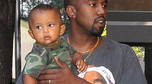 
Kim Kardashian z mężem i dziećmi