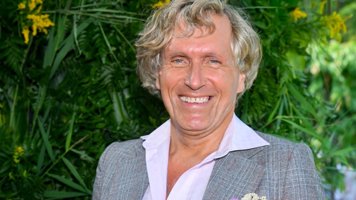 Artur Zagajewski wolne chwile lubi spędzać w rodzinnym domu w mazurskich Swaderkach