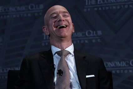 Takiego bogactwa świat jeszcze nie widział. Jeff Bezos przebił nową, magiczną granicę