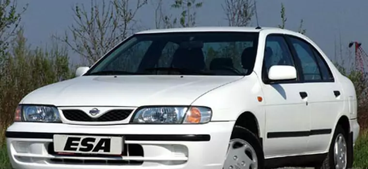 Nissan Almera (1995-2000) - grunt to nie rzucać się w oczy!