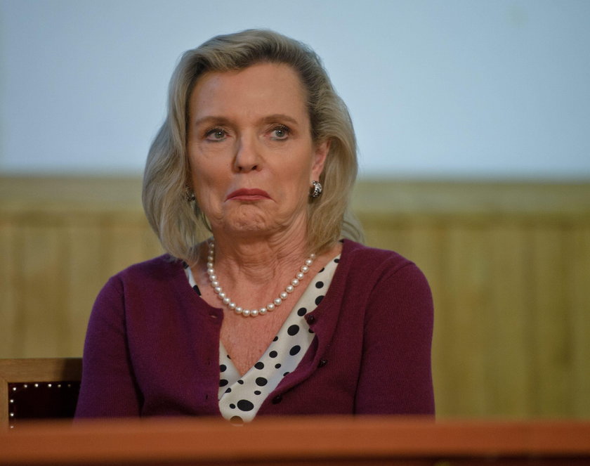 Senator Anna Anders o lotach na koszt podatników
