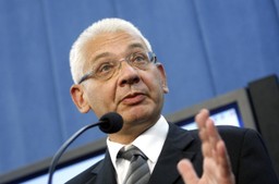 Dorn o Glińskim: Przenoszona polityczna ciąża Jarosława Kaczyńskiego