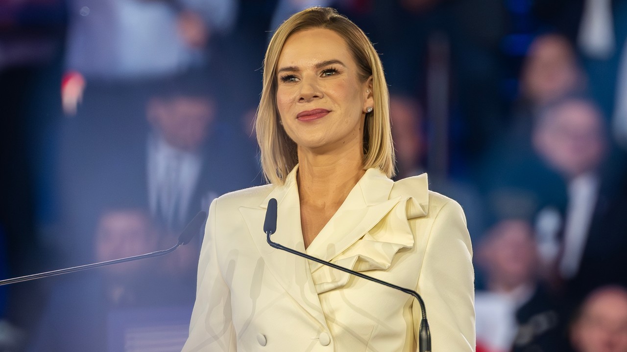 Marta Nawrocka nosiła broń w pracy. Wiadomo, czy przez cały czas ma do niej dostęp