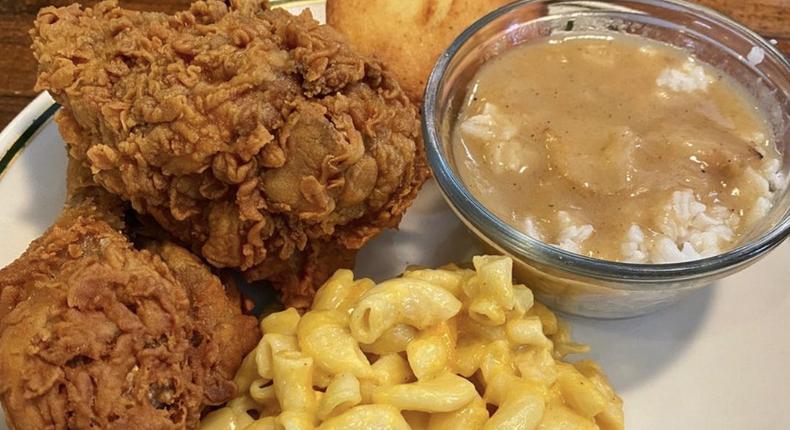 Pearl's Diner in Laurel, Mississippi, is famous for its fried chicken.Rolando O./Yelp