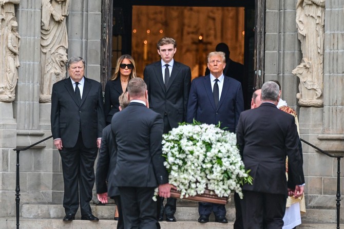 Sahrana majke Melanije Tramp