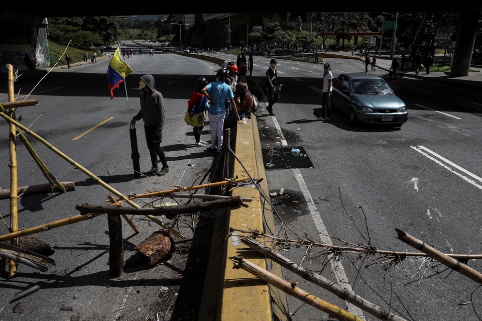 VENEZUELA CRISIS (Opposition begins the first day of great protest in Venezuela)