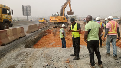 The government has set July for completion of the rehabilitation works on the expressway.. (PG)