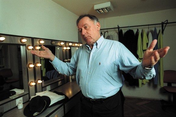 Naš glumac je bio u braku sa prelepom koleginicom, pa je zamenio ženom koju je prosio 3 puta: Njegove reči pred smrt teraju suze na oči