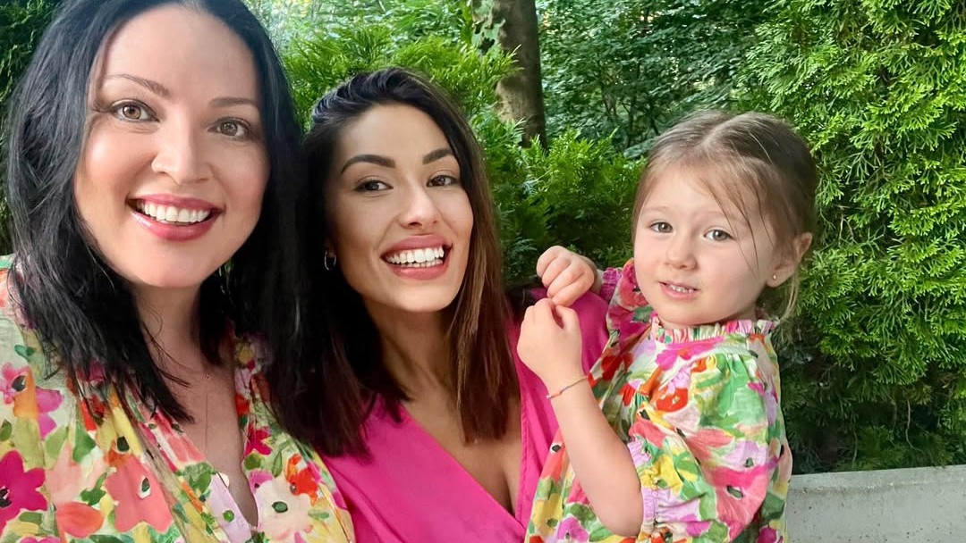 Ivana Christová sa teší na ďalšie vnúčatko, Zojke sa ako stará mama venuje naplno. IG: @christova.ivana