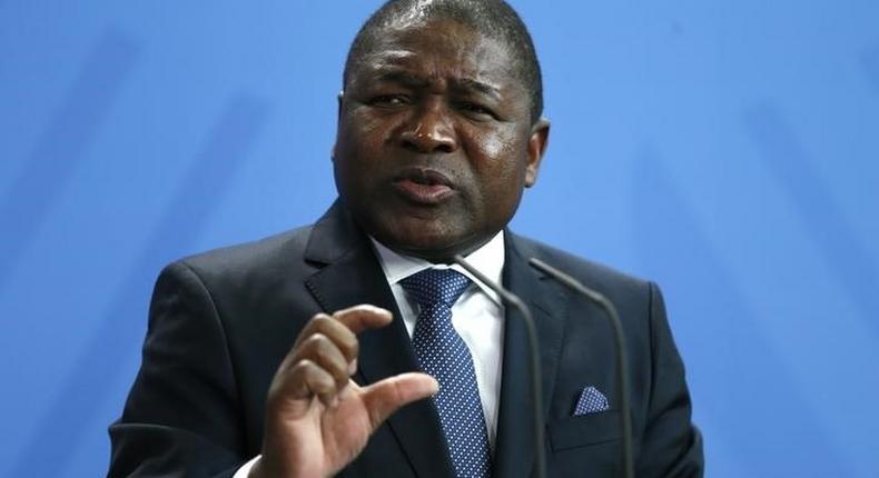 Mozambique President Filipe Nyusi speaks to media during a news conference with German Chancellor Angela Merkel (unseen) after their meeting at the Chancellery in Berlin, Germany, April 19, 2016. 