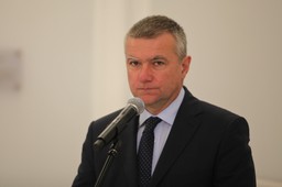 Graś o 45 tys. zł premii dla Kopacz: Ta decyzja nie przysparza nam zwolenników. Ale poprzednicy też tak robili