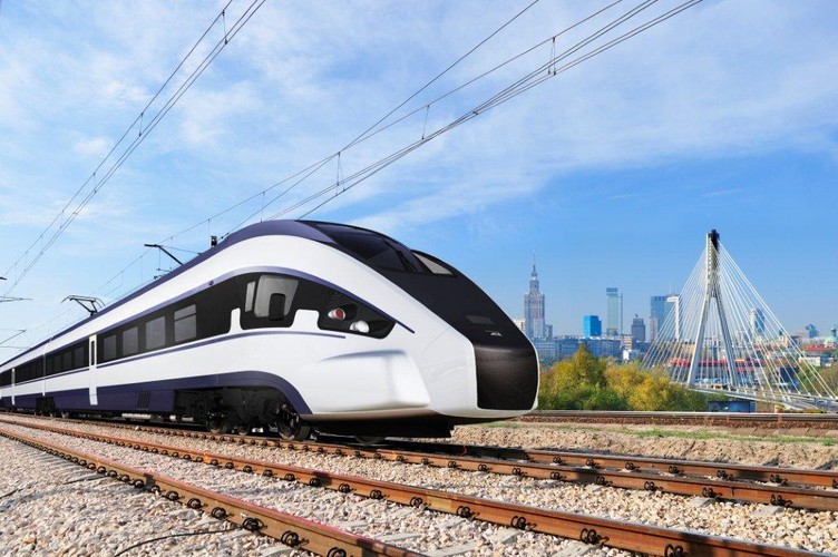 To największa zagadka i najbardziej oczekiwany skład tego roku. 20 takich pociągów ma być dostarczonych do PKP Intercity jednocześnie z Flirtami, które są prezentowane dziś w Żmigrodzie. Projekt Pesy jest jednak znacznie mniej zaawansowany, na dodatek to zupełnie nowa konstrukcja. Do mediów wyciekają zdjęcia z hali produkcyjnej, ale nawet pierwszy skład wciąż nie jest gotowy. W Pesie usłyszeliśmy, że planowany termin rozpoczęcia badań w Żmigrodzie to dopiero czerwiec tego roku.