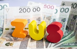 ZUS przypomina studentom: jeden dokument może zdecydować o utracie świadczenia