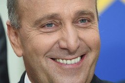 Politycy o Schetynie: Kopacz kierowała się zasadą "każdemu to, na czym się nie zna"