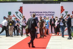 Zełenski: Rozmawiałem z szefową KE o cofnięciu limitów na eksport żywności