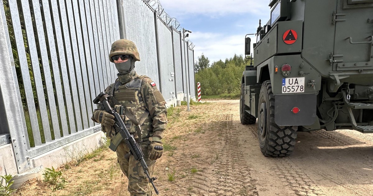 Były ambasador USA i naukowiec z Harvardu mówi wprost. "Europa jest w stanie wojny z Rosją, czy jej się to podoba, czy nie"