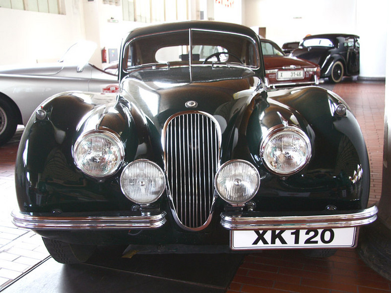 Jaguar: 60 lat modelu XK