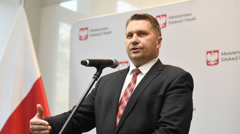 Miniter Czarenk chce zmian w ustawie o szkolnictwie wyższym