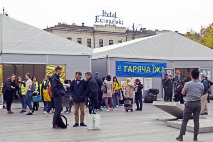 Duży polski bank wprowadza konto dla uchodźców z Ukrainy