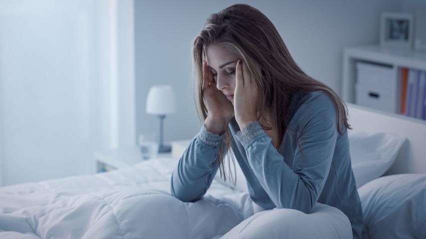tartós kialvatlanság betegség oka alvászavar
