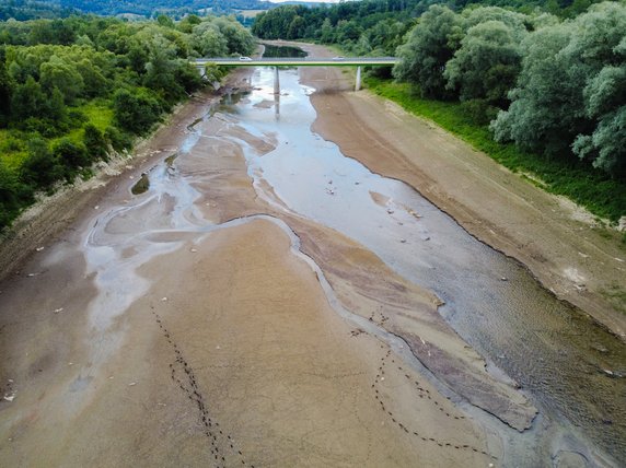 Wysychający San w Bieszczadach