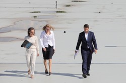 "Klątwą" w Trzaskowskiego. Radni PiS: Podlega skrajnie lewackim wpływom