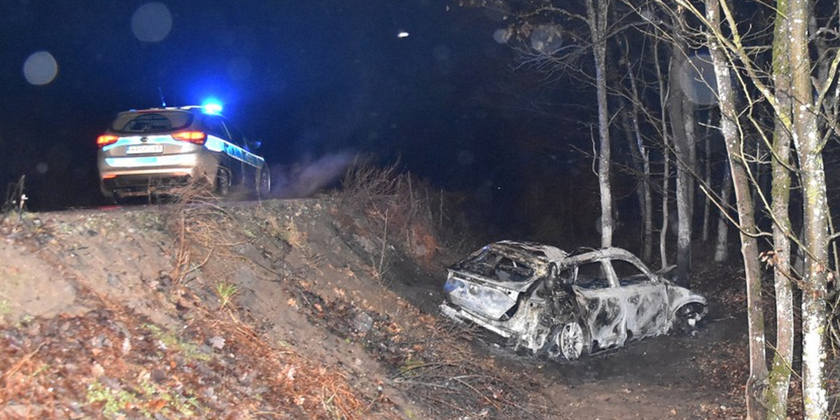 Śmiertelny wypadek drogowy pod Starogardem Gdańskim. Kierowca tego samochodu zginął w straszliwych okolicznościach.
