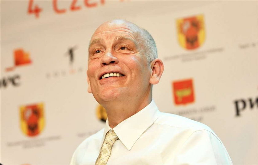 Malkovich zakochał się w polskich kobietach i w krówkach