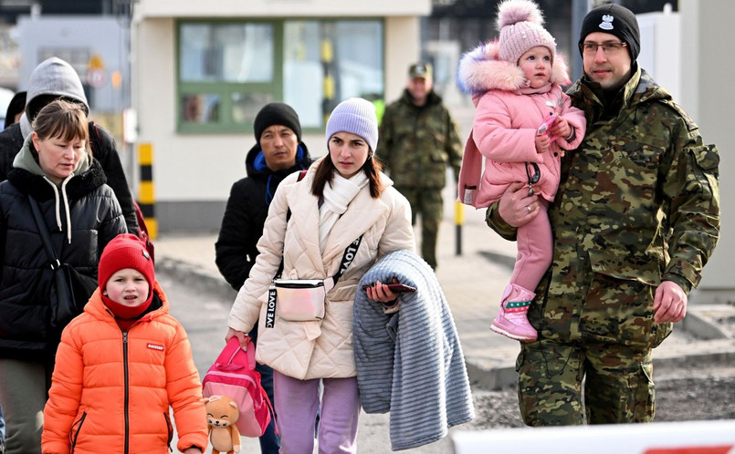 Соціальні пільги, медична допомога та доступ до ринку праці. Польський уряд приготував програму допомоги для українців