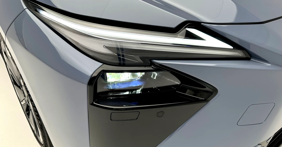 345 aut sprzedali w ciemno. Cena? Nowy silnik 6. generacji hitem w Polsce