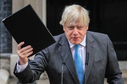 Opłaca się nie być premierem? Boris Johnson w godzinę zarobił tyle, co przeciętny Brytyjczyk w rok