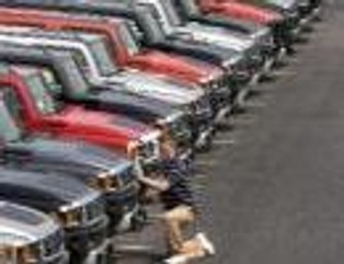 Auta pociągnęły sprzedaż detaliczną w USA