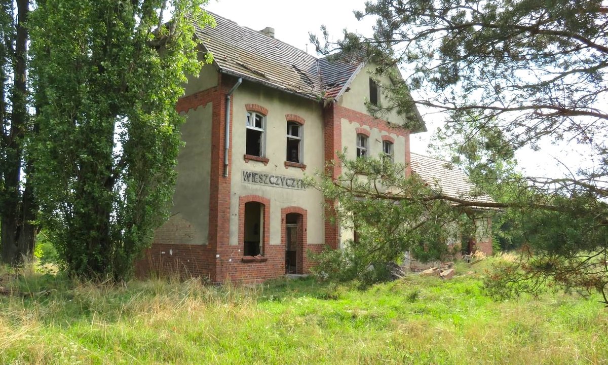 Polacy kupili stary dworzec. "Koszty nie przerażały"