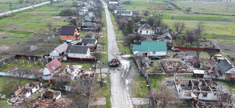 "Jako pierwsi wkraczają saperzy". Tak ukraińskie miasteczka podnoszą się po rosyjskiej okupacji