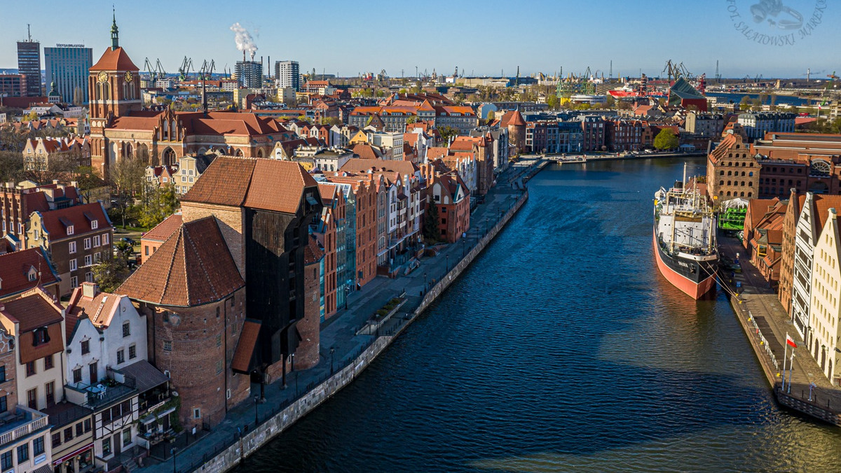 Koronawirus. Zdjęcia miast: tak wygląda opustoszały Gdańsk