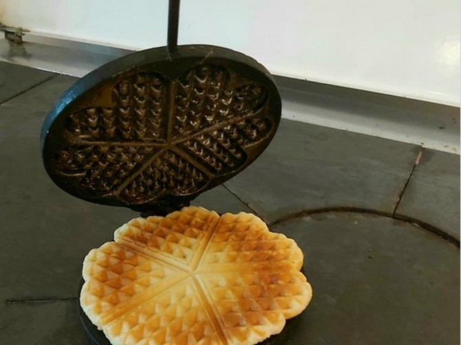 Bakin kolač u tučanom kalupu